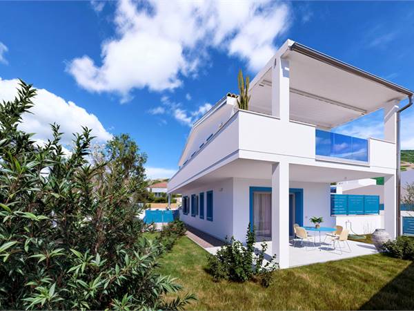 Trilocale con giardino a 5 minuti dal mare