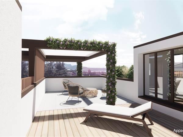 Nuovo attico con giardino pensile sul tetto