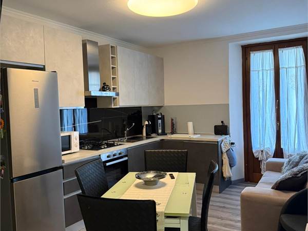 Three-room apartment in the center of Intra