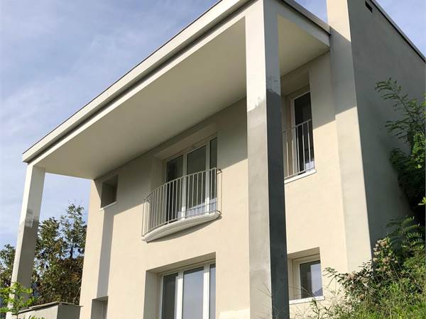 Nuova casa indipendente con giardino e terrazzo