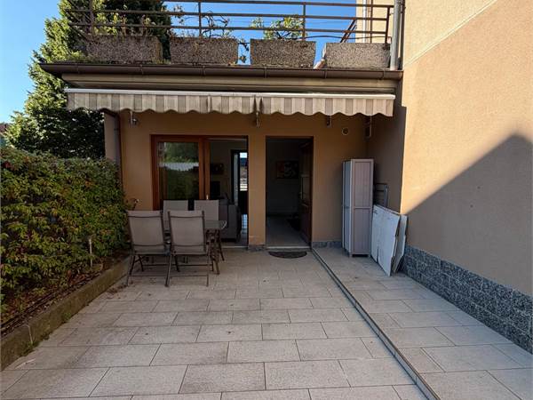 Sunny one-bedroom apartment with private outdoor area
